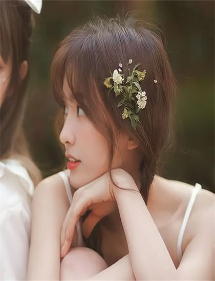 超级英雄艺术分析：《转生成自动贩卖机的我今天也在迷宫徘徊 第二季》的市场表现与观众反响 ——深入探索超级英雄的艺术世界